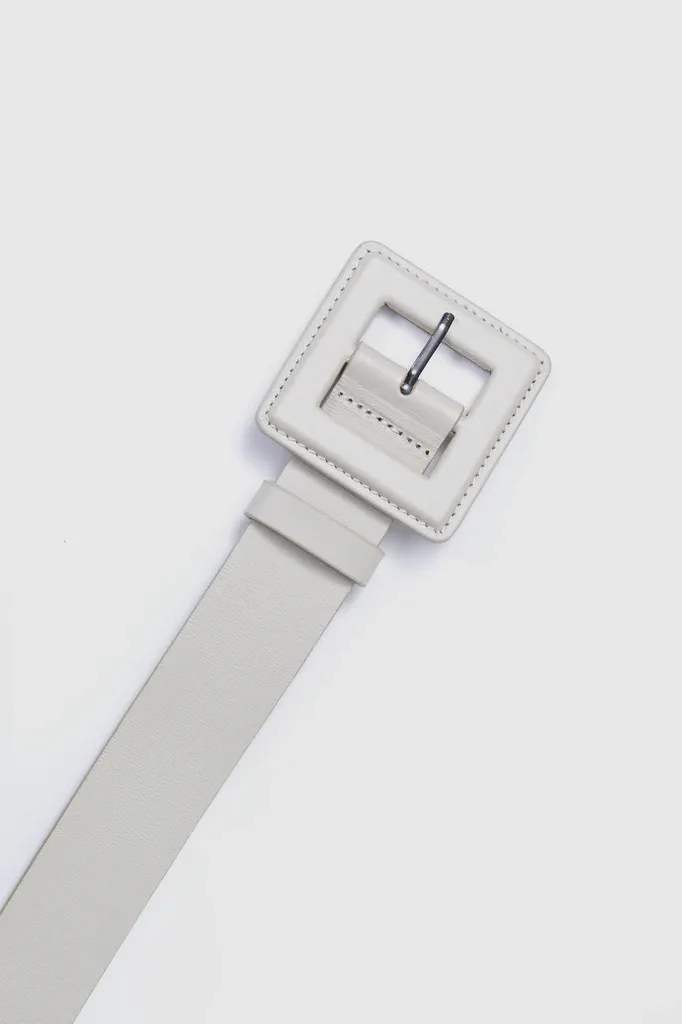 Болты номера в стиле Череп — детальный ракурс