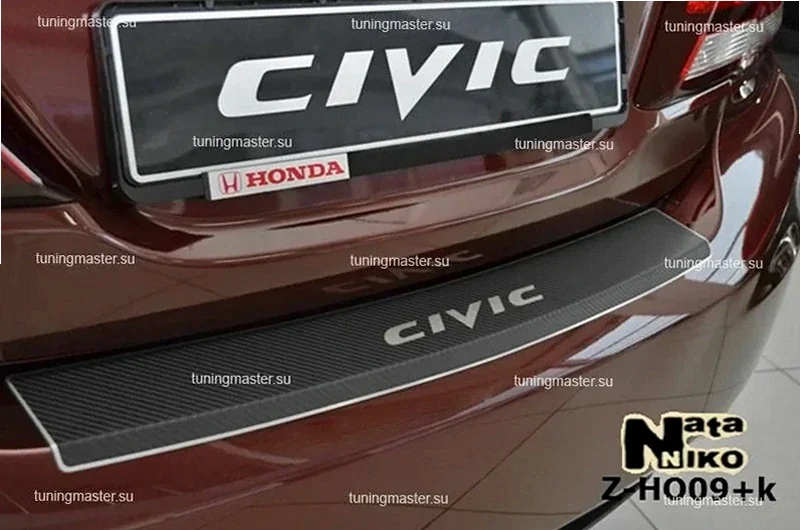 Хромированная крышка тормозного бачка Honda — детальный ракурс