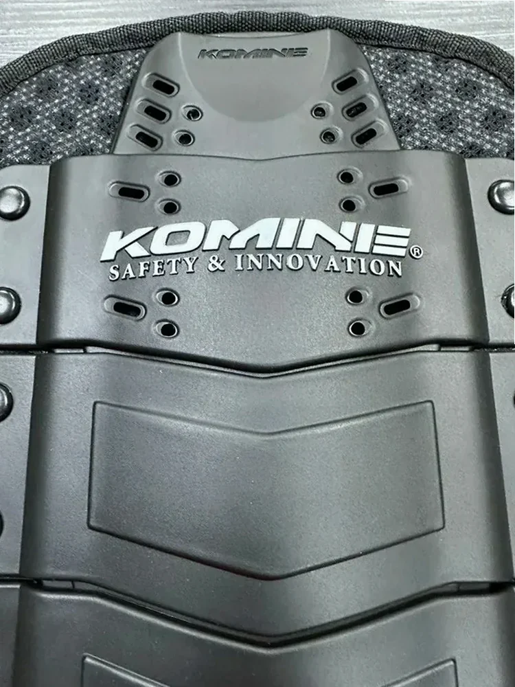 Защитная экипировка Komine SK-684 — детальный ракурс
