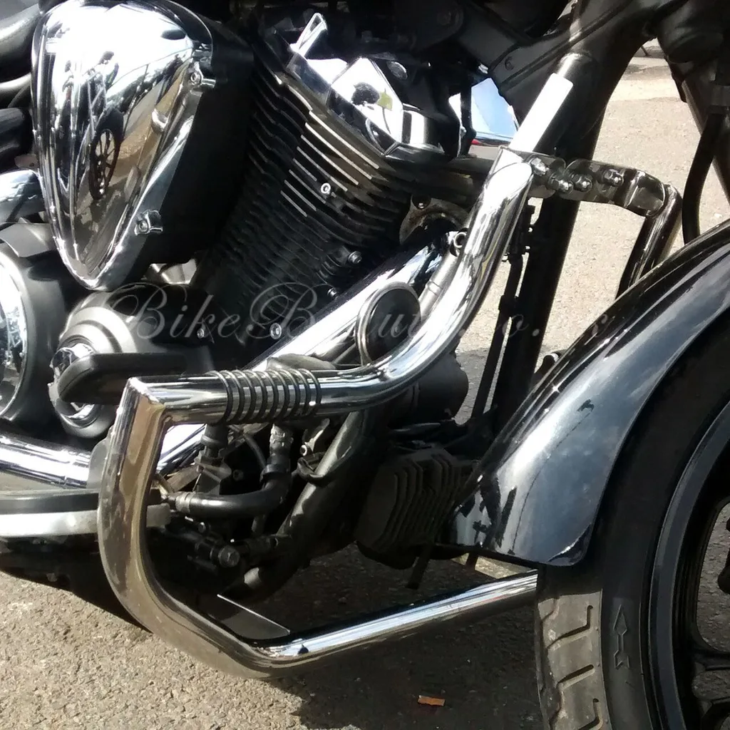 Дуги безопасности для Yamaha Road Star 1600/1700 — детальный ракурс