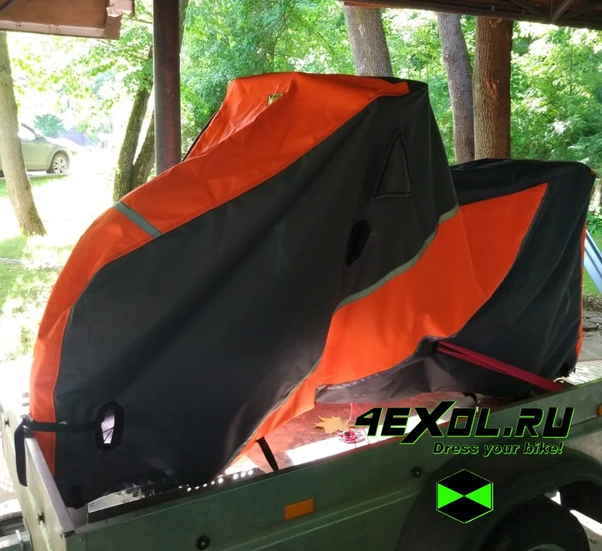 Защитный чехол на мотоцикл — фото 3