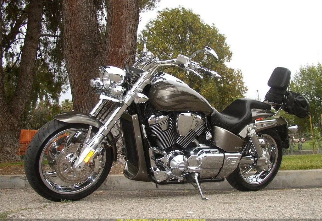 Хромированные накладки пультов для Honda VTX 1800 — фото 3